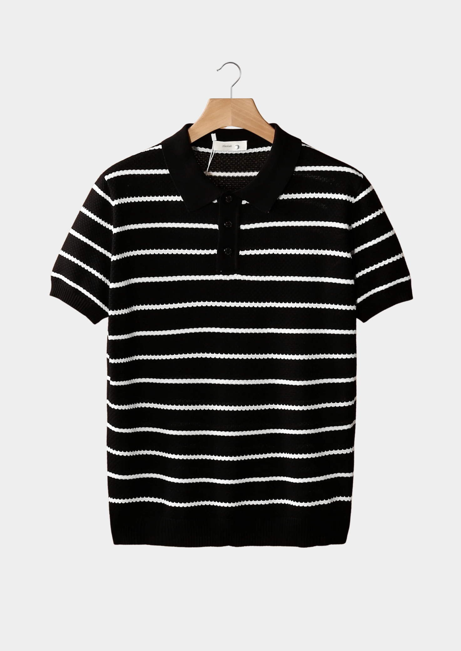 POLOSHIRT MIT STREIFEN UND KNÖPFEN